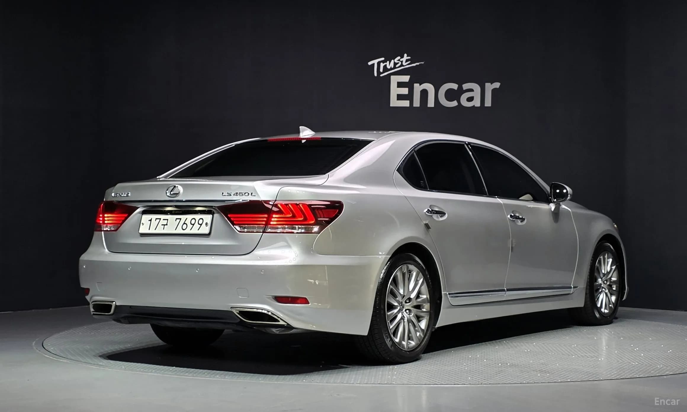 LS460L