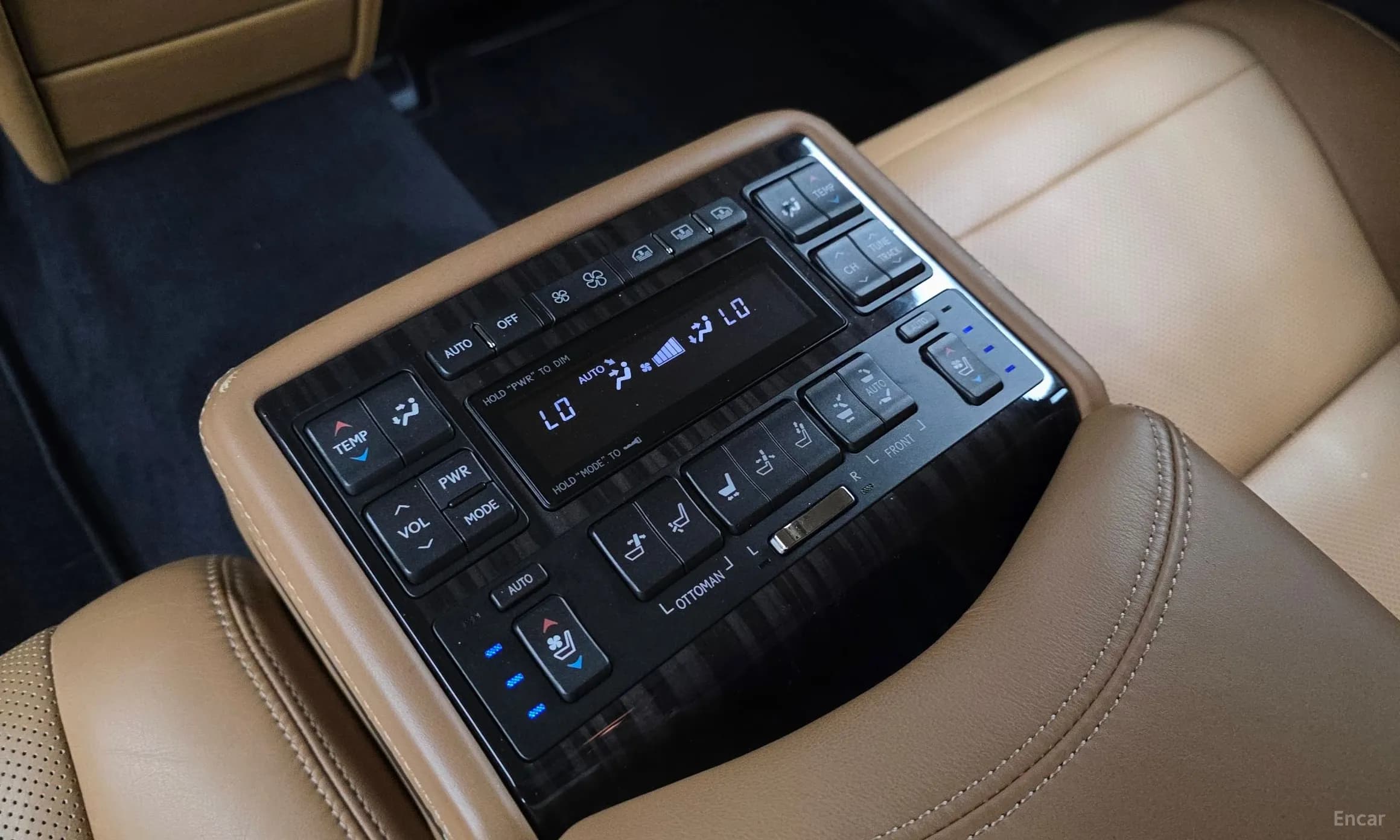 LS460L