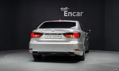 LS460L