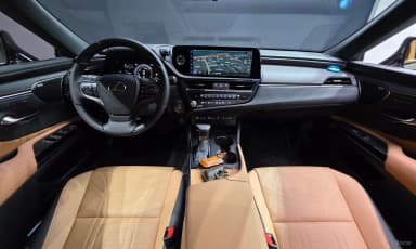 ES300h 7th Generation