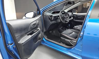 Prius C