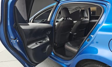 Prius C
