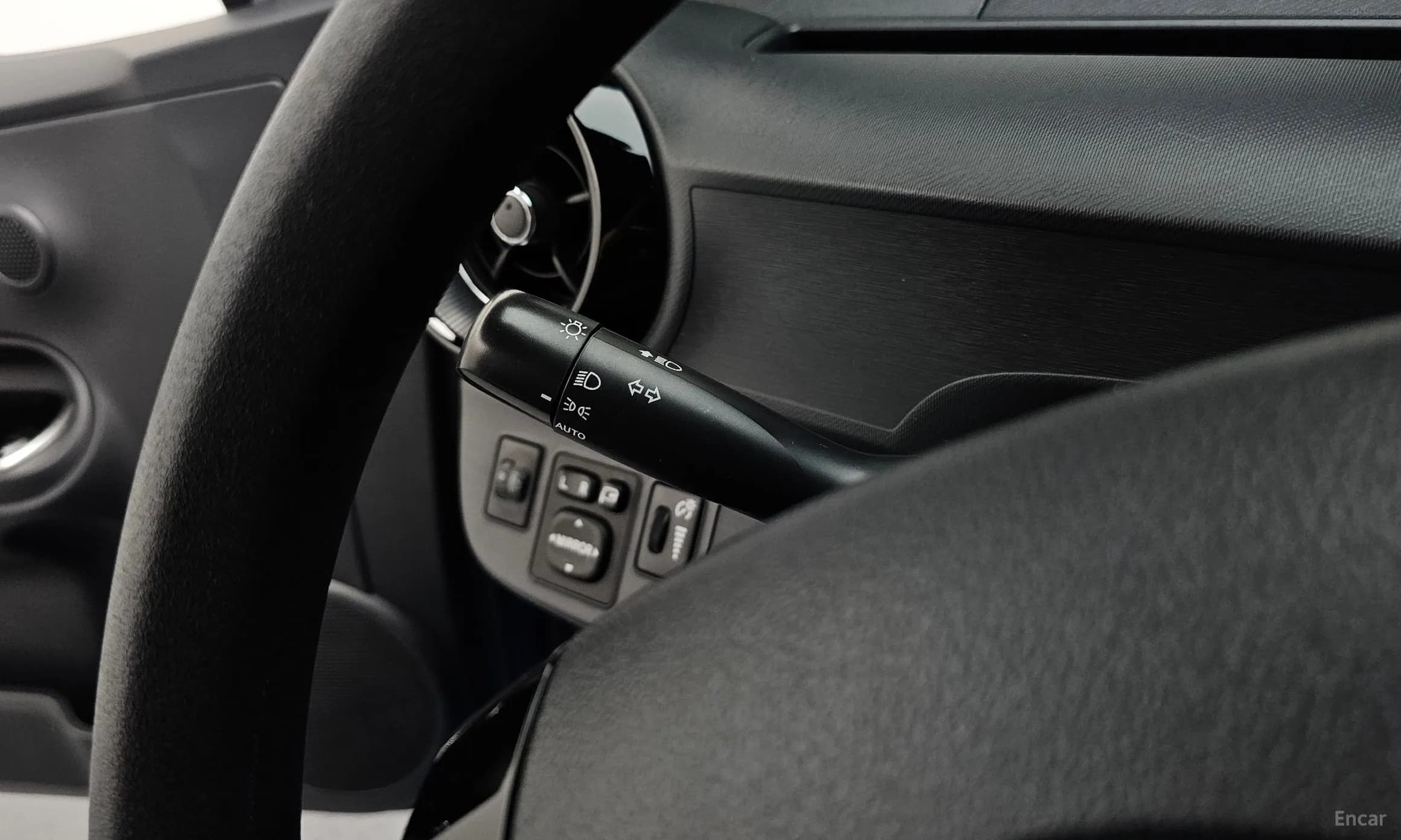 Prius C