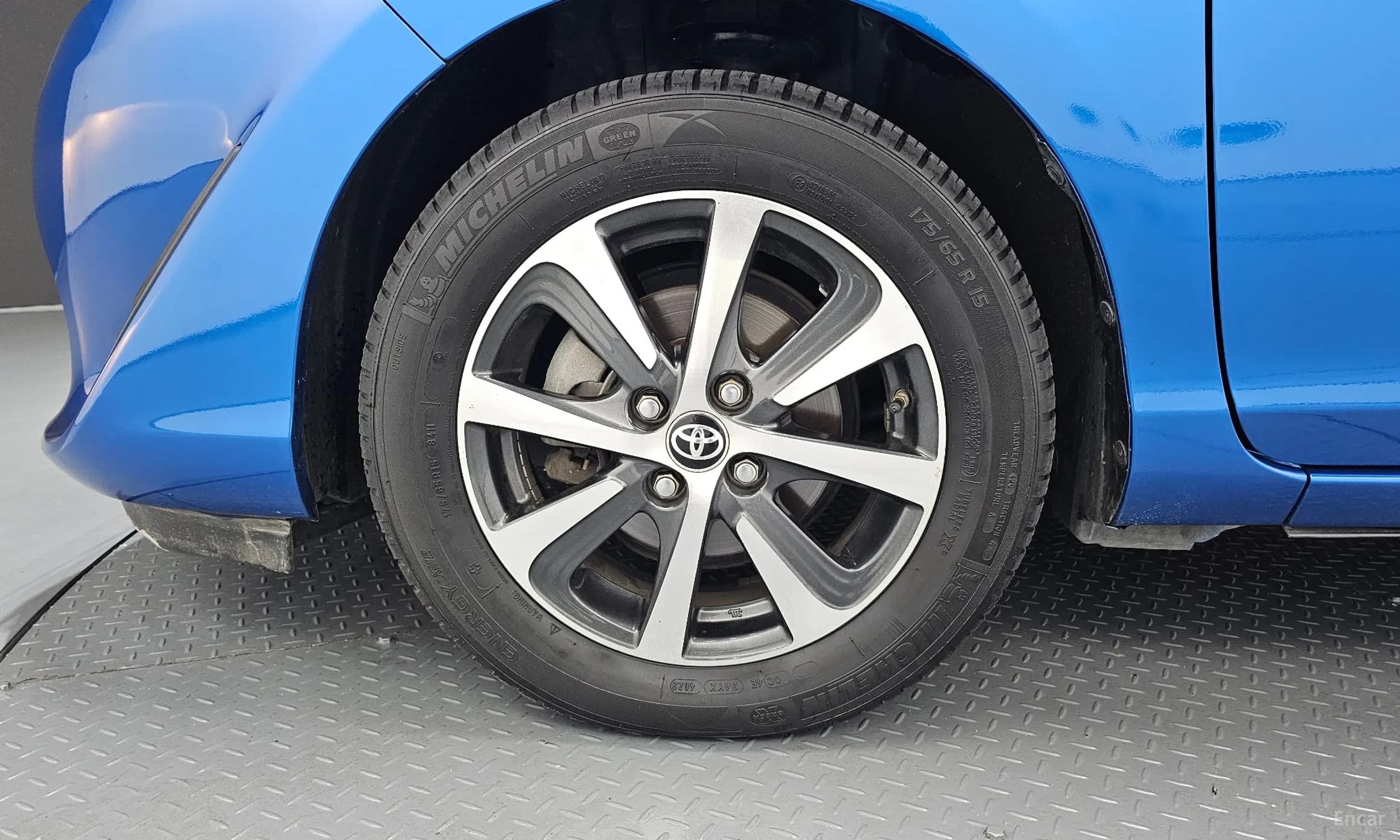 Prius C
