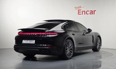 Panamera (976)