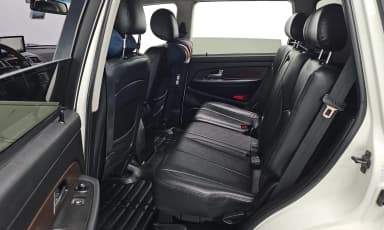 Rexton W