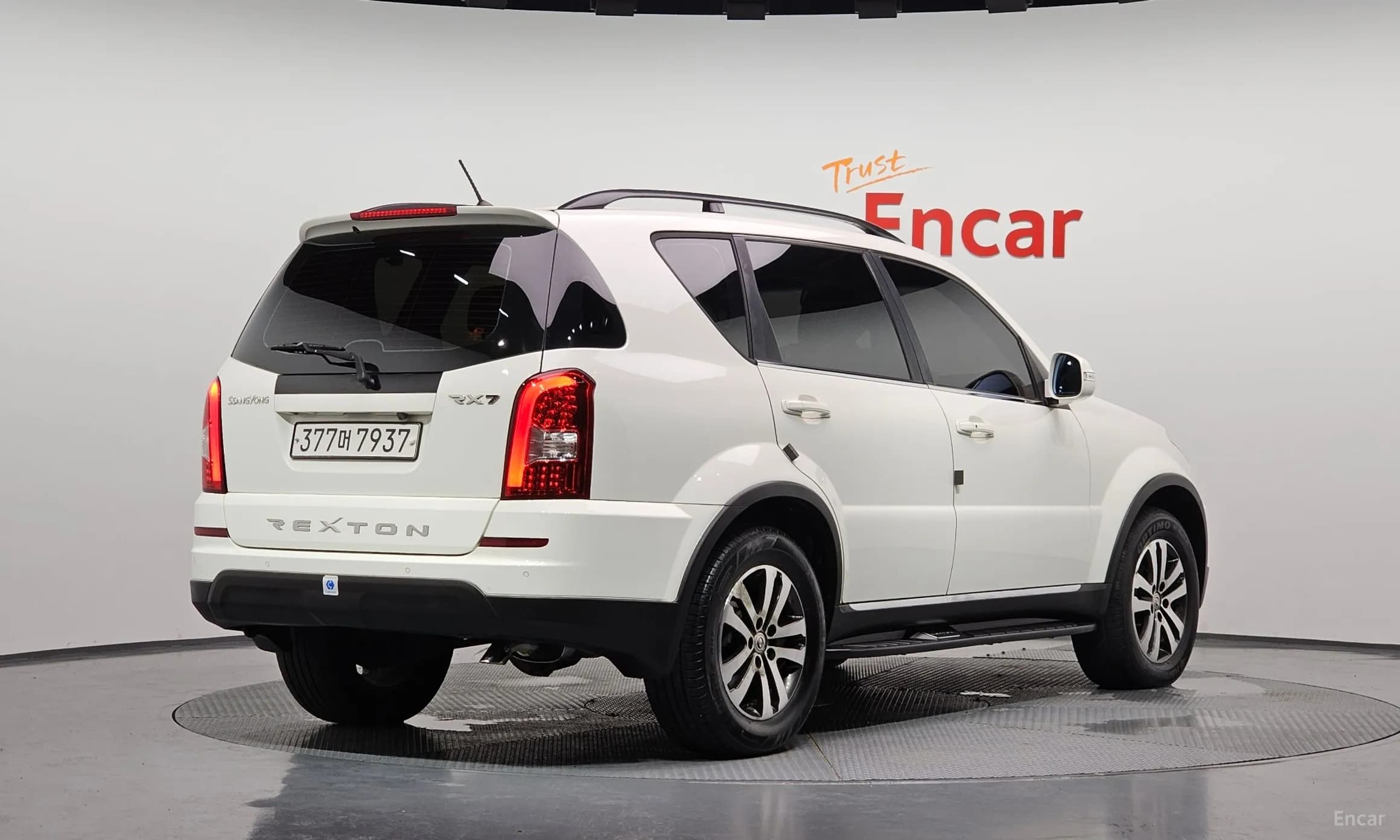 Rexton W