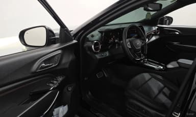 Trax Crossover