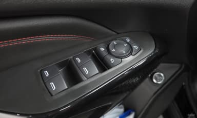Trax Crossover
