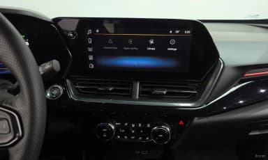 Trax Crossover