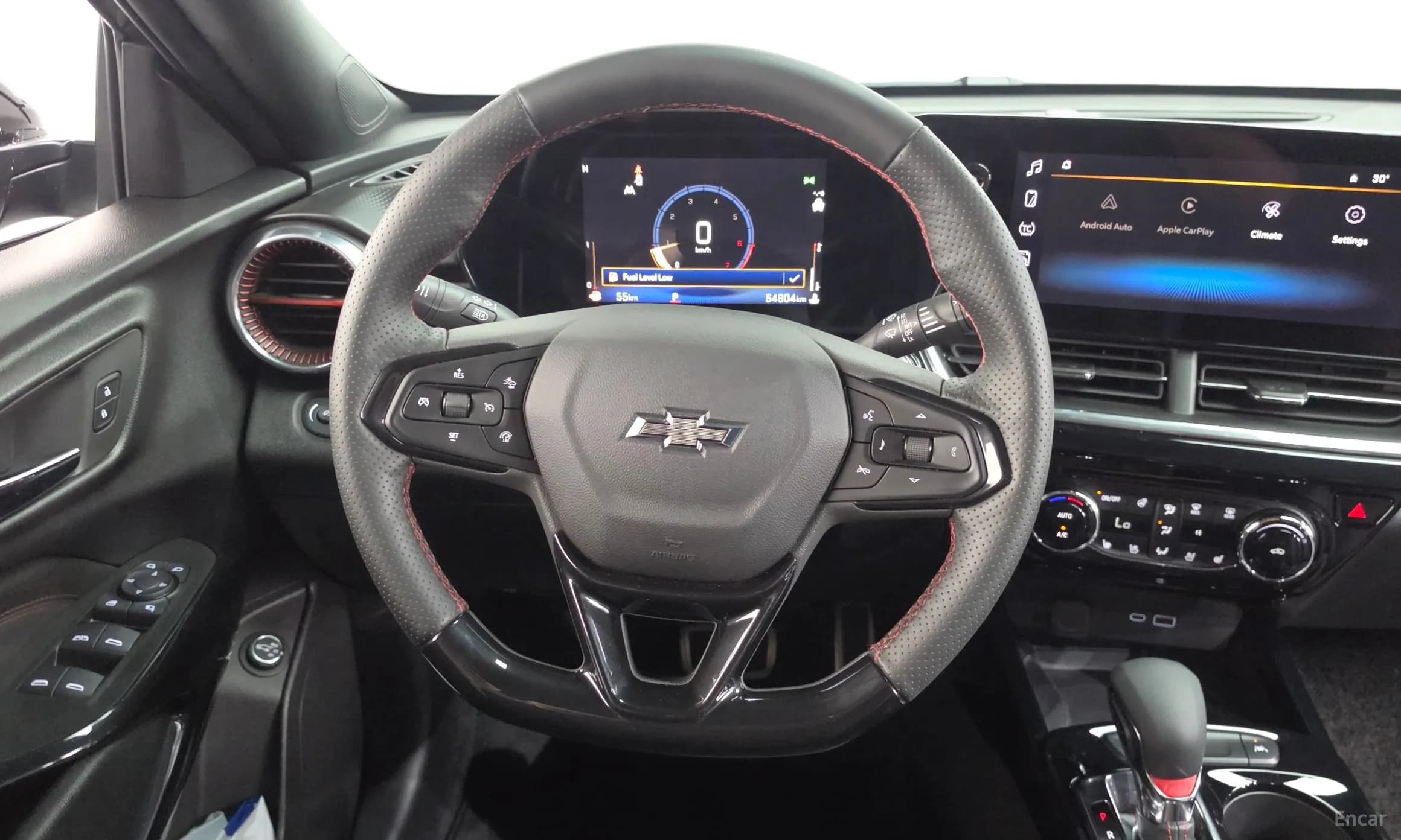Trax Crossover