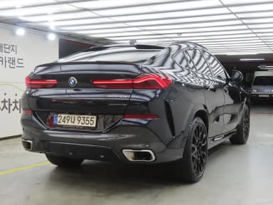 X6 (G06)