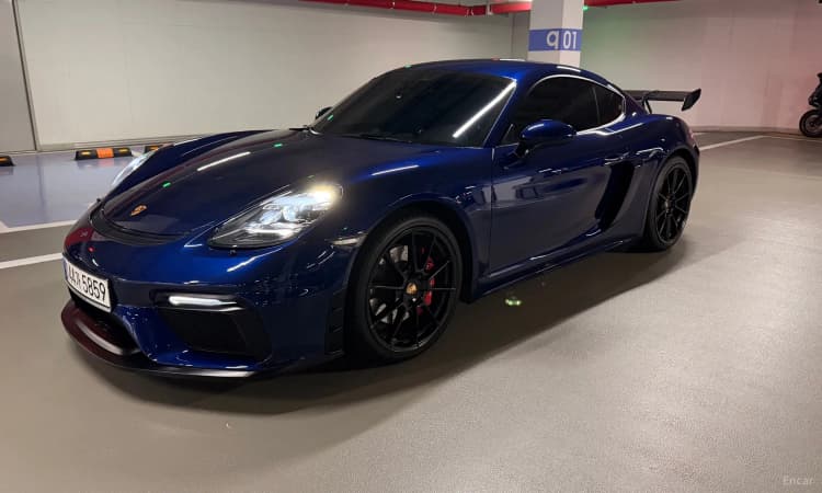 718 Cayman