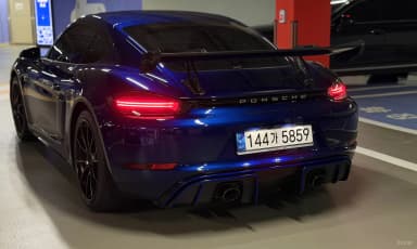 718 Cayman