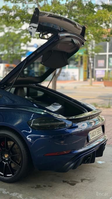 718 Cayman