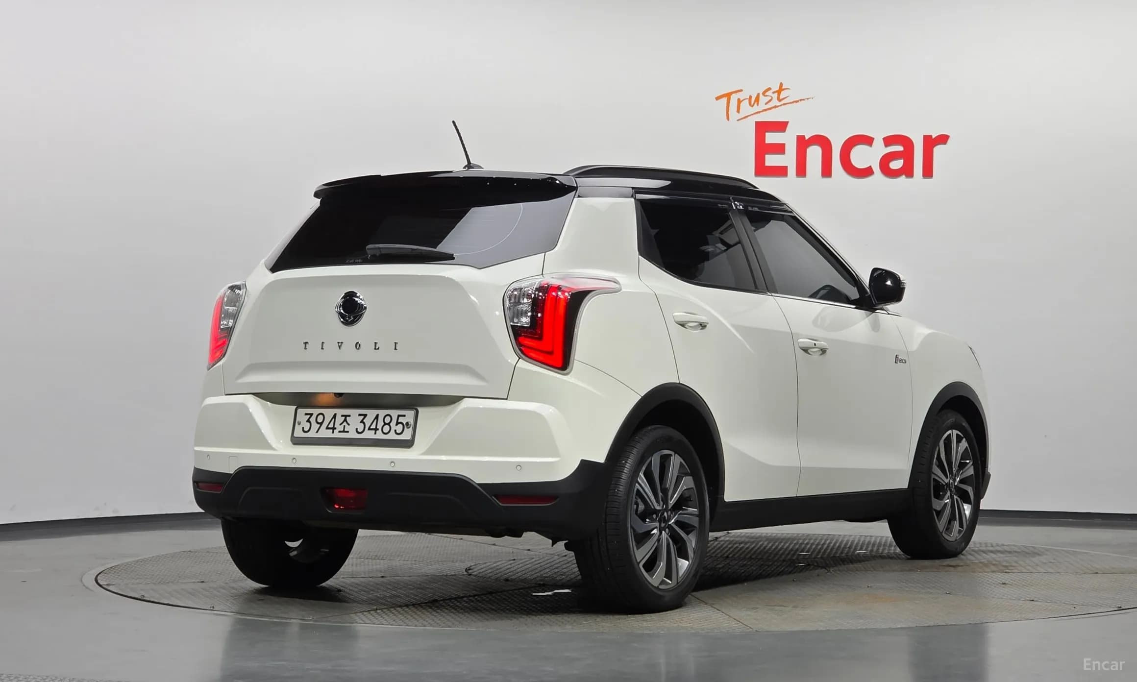 Berry New Tivoli