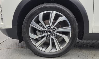 Berry New Tivoli