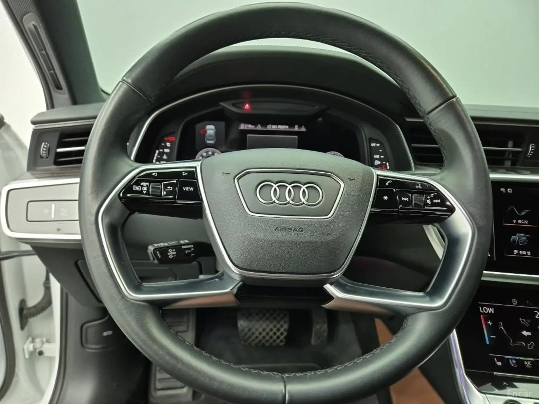 A6 (C8)