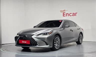 ES300h 7th Generation
