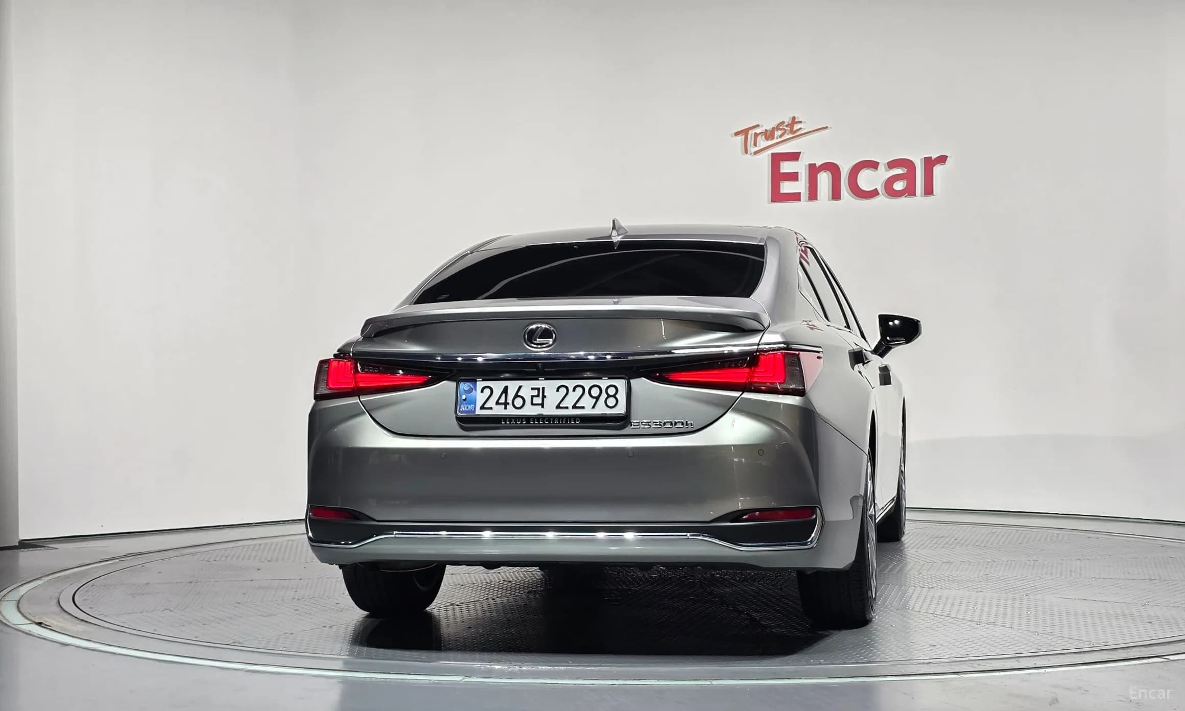 ES300h 7th Generation