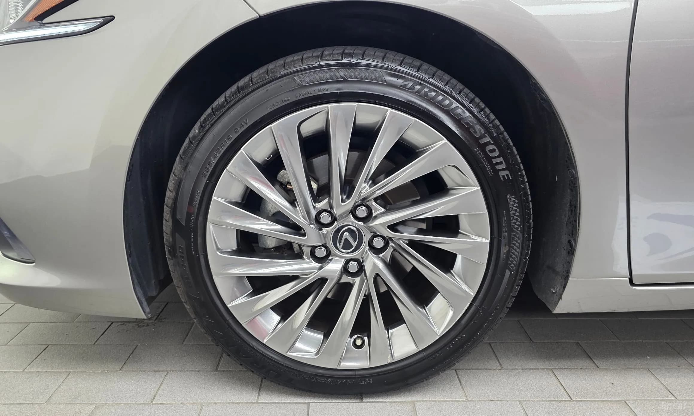 ES300h 7th Generation