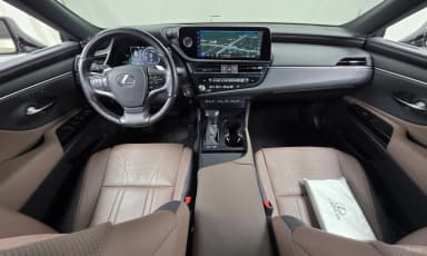 ES300h 7th Generation