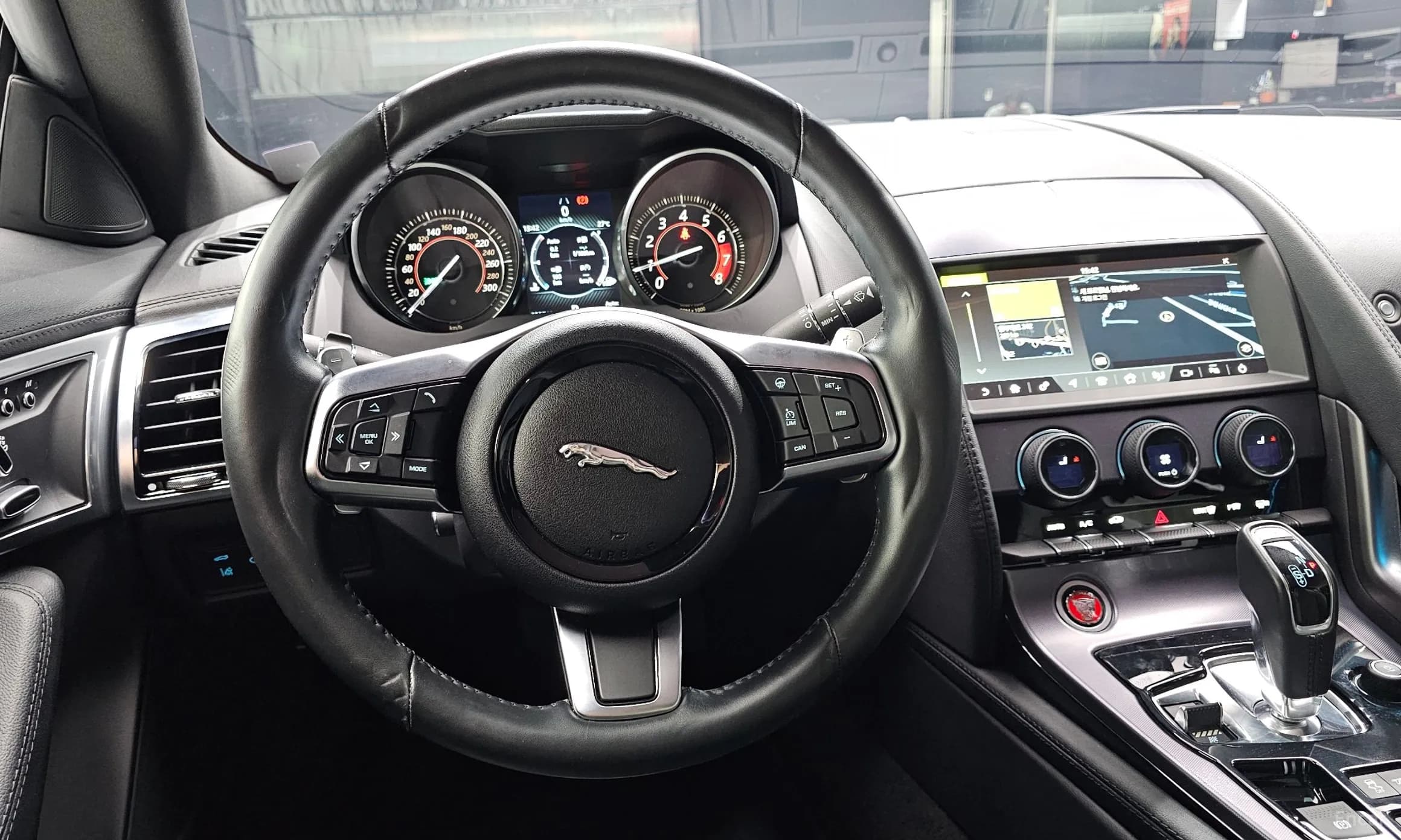 F-TYPE