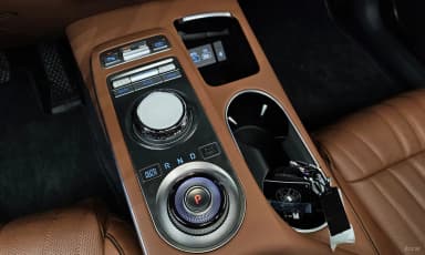 GV70