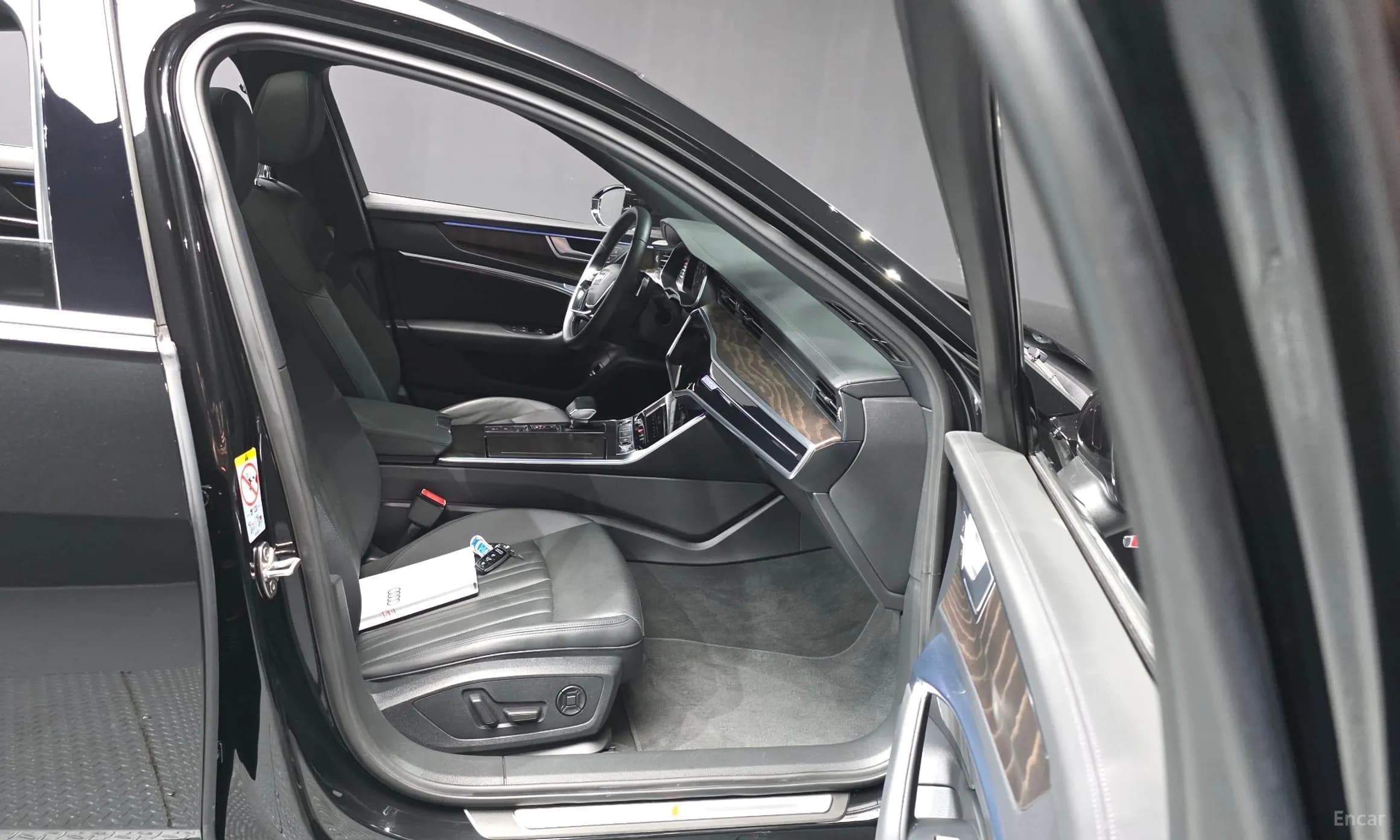 A6 (C8)