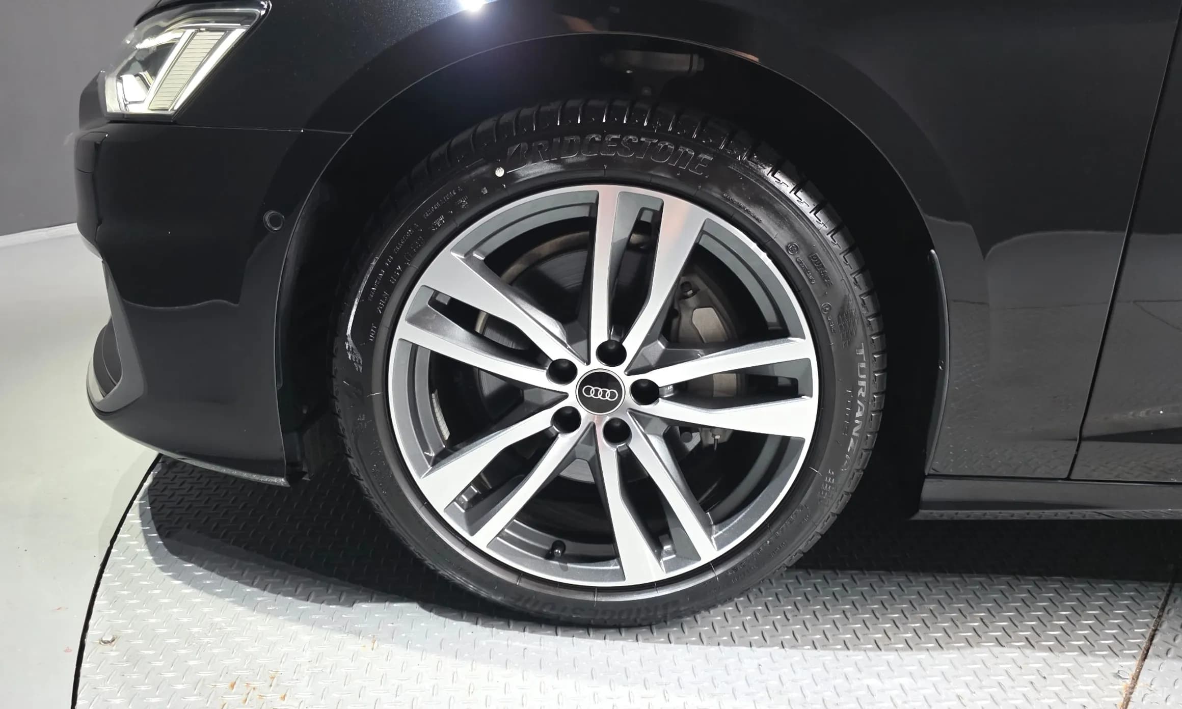 A6 (C8)