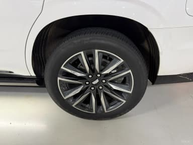 Escalade 5th Generation