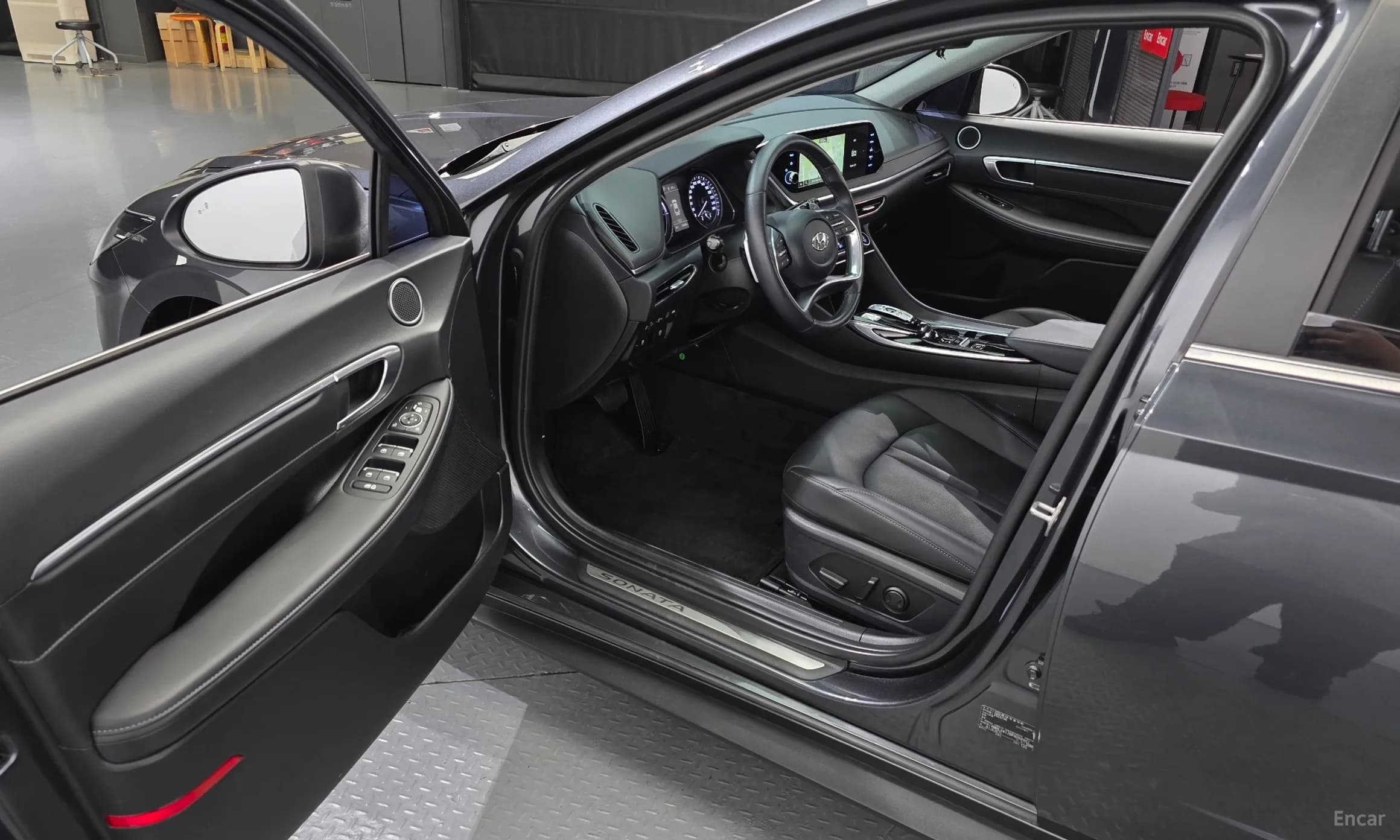 Sonata Hybrid (DN8)