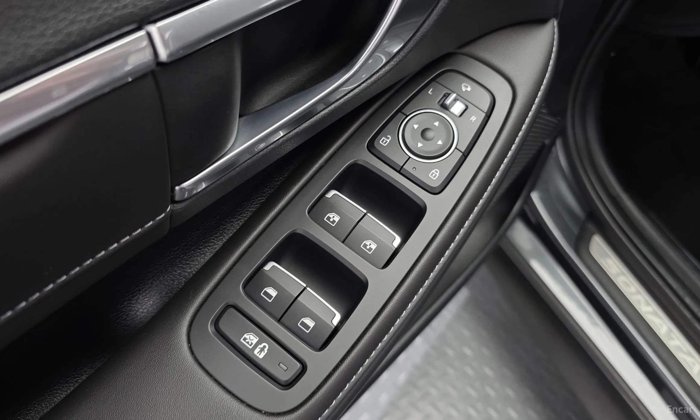 Sonata Hybrid (DN8)