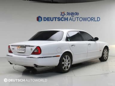 XJ-8
