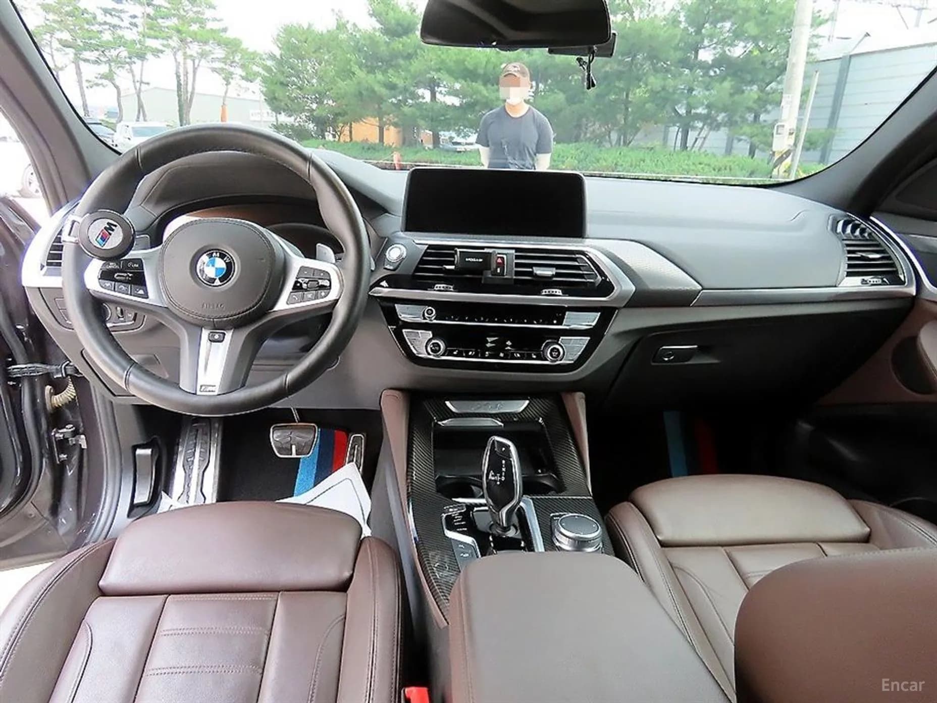 X4 (G02)