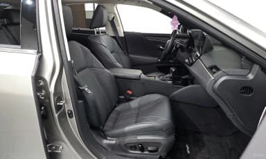 ES300h 7th Generation