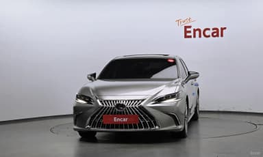 ES300h 7th Generation