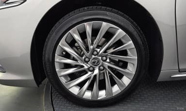 ES300h 7th Generation
