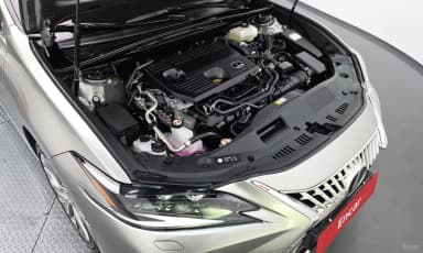 ES300h 7th Generation