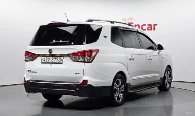 Korando Turismo
