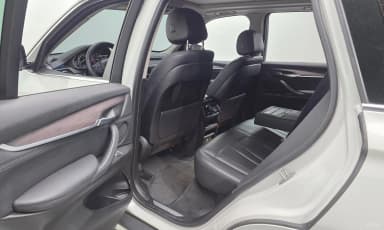 X5 (F15)
