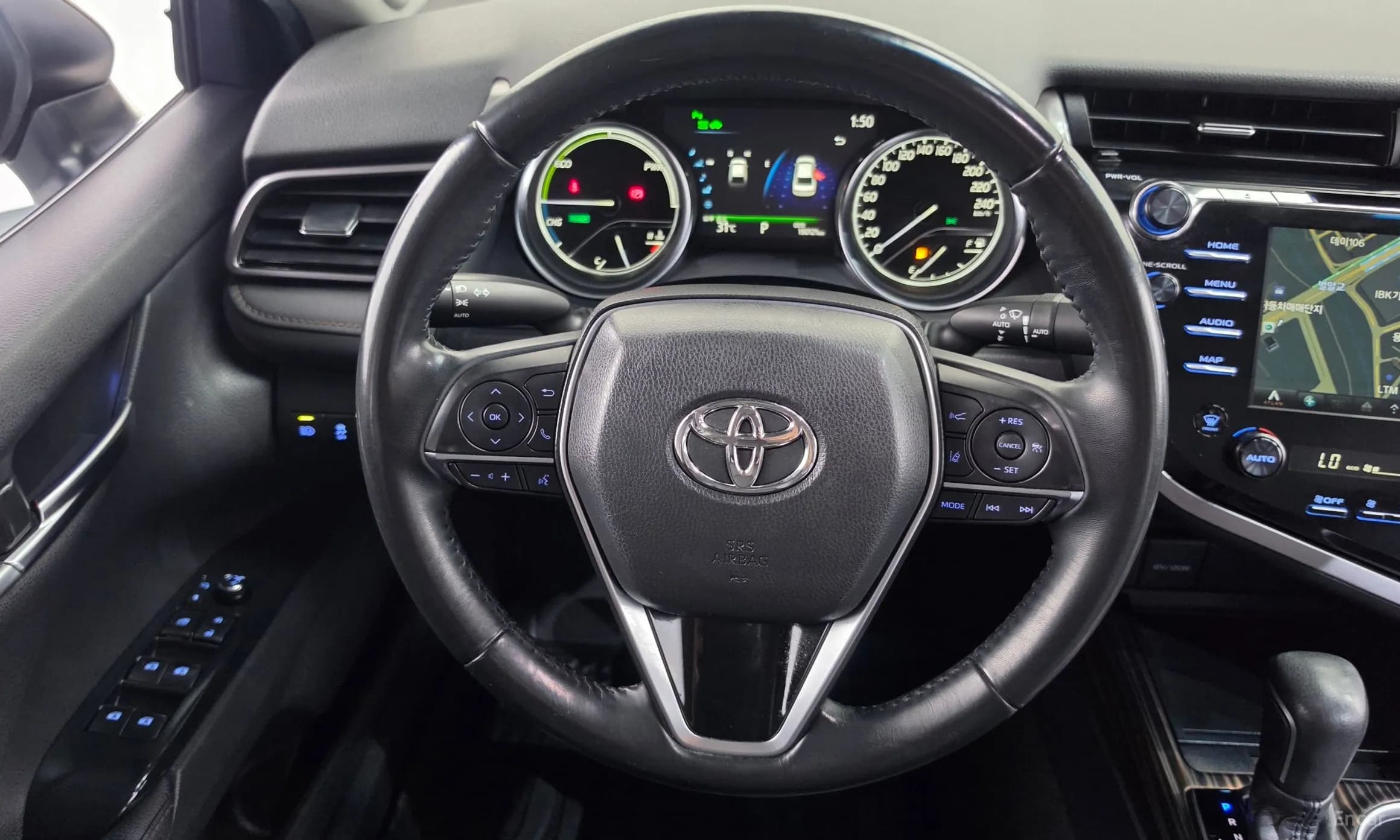 Camry (XV70)