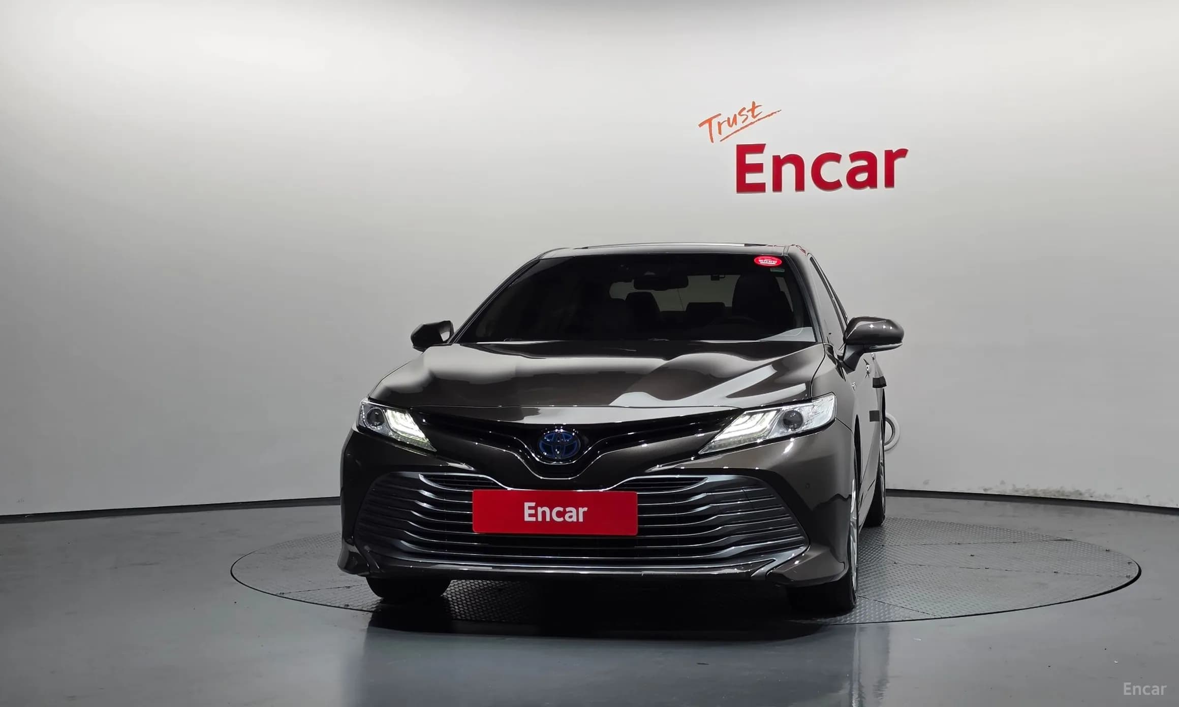 Camry (XV70)