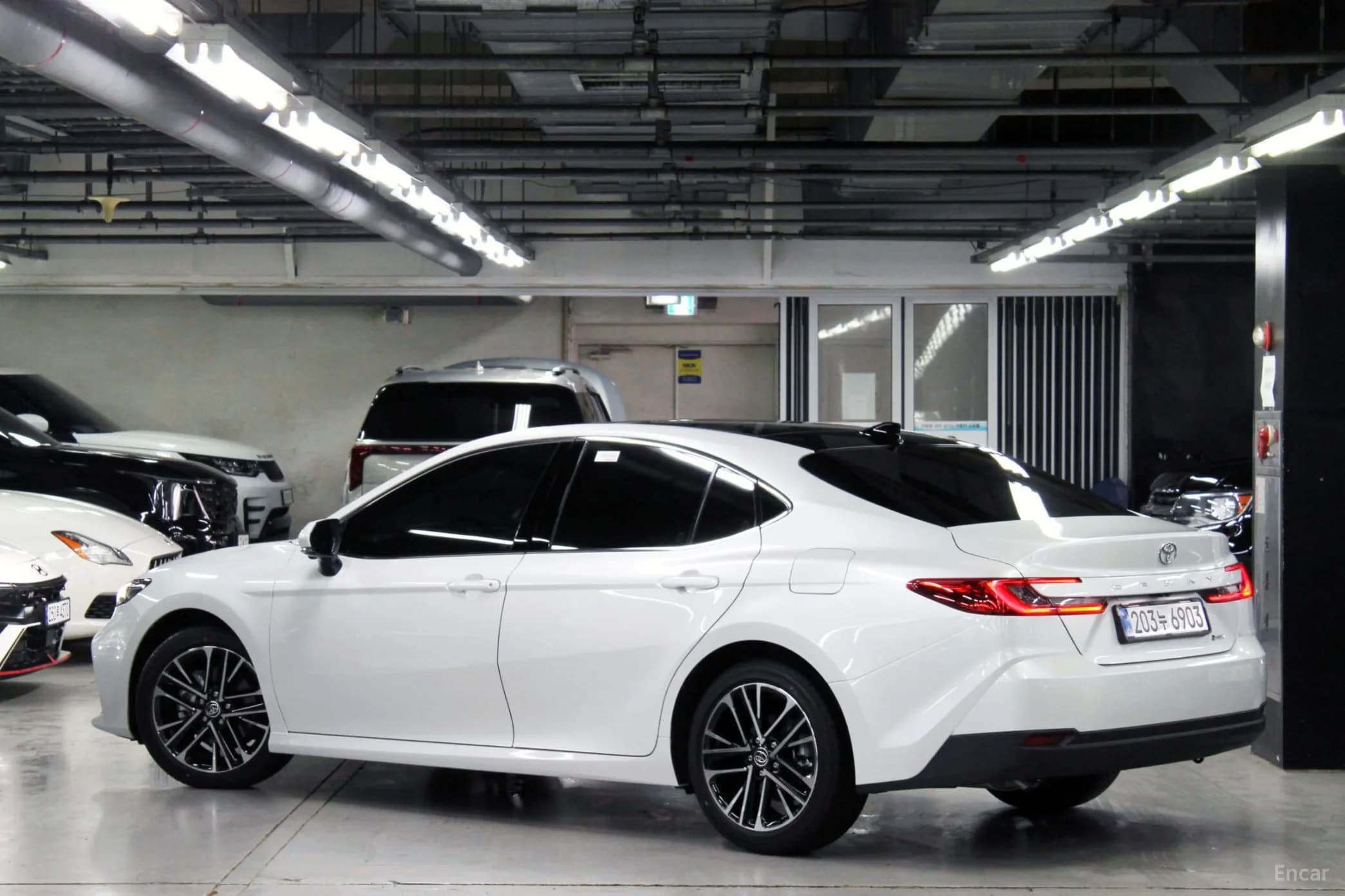 Camry (XV80)