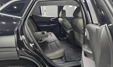 Trax Crossover