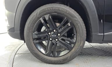 Trax Crossover