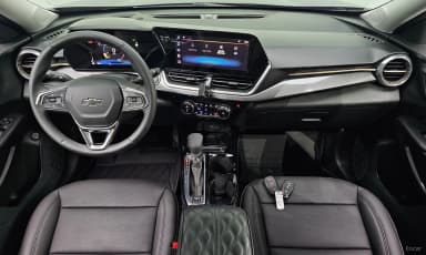 Trax Crossover
