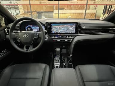 Camry (XV80)