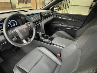 Camry (XV80)