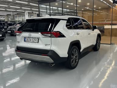 RAV4 5th Generation